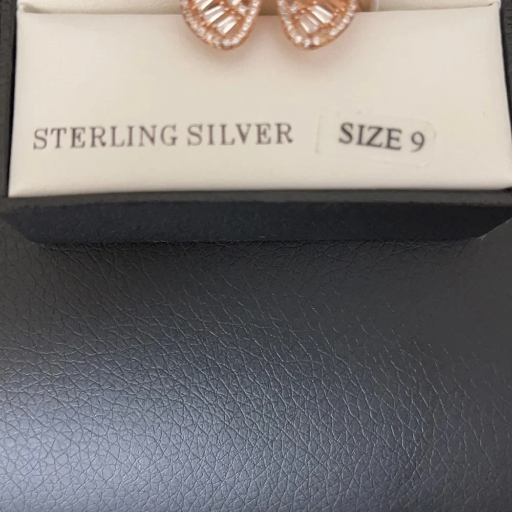 Jewelry​